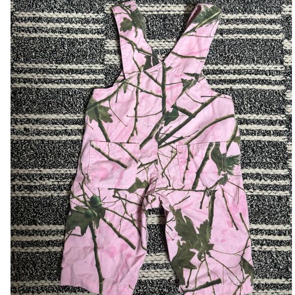 TRAILCREST 12-18 MONTHS PINK AND GREEN OVERALLS - Picture 2 of 9